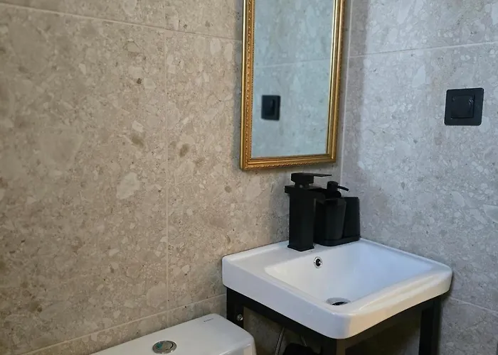 The Cozy Nest In Rhodes Apartmán